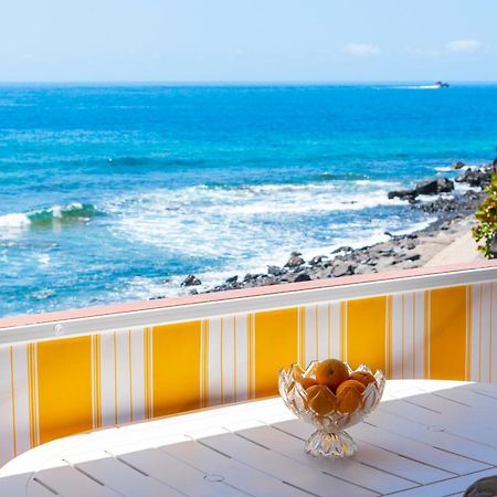 Neptuno Ocean View, Beach Line With Pool Puerto de Santiago  Esterno foto